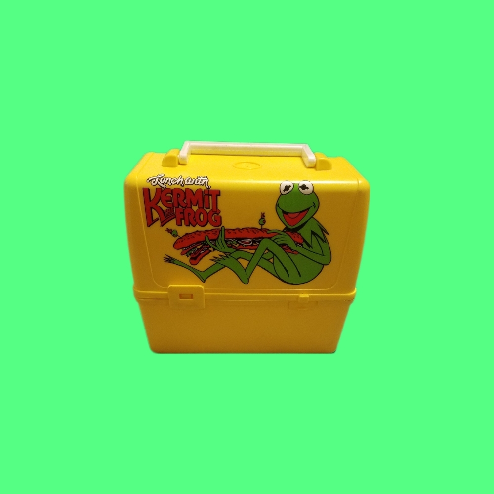 Original vintage 1981 permit the Frog lunch box